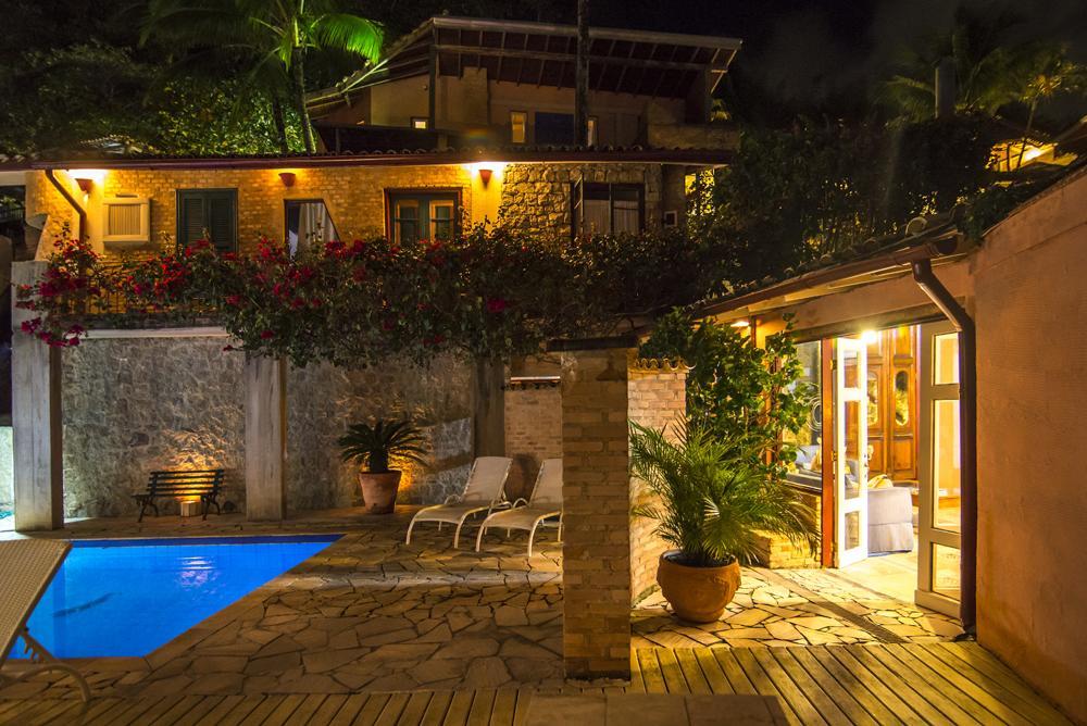 Hotel Pousada Maison Joly Илябела Екстериор снимка